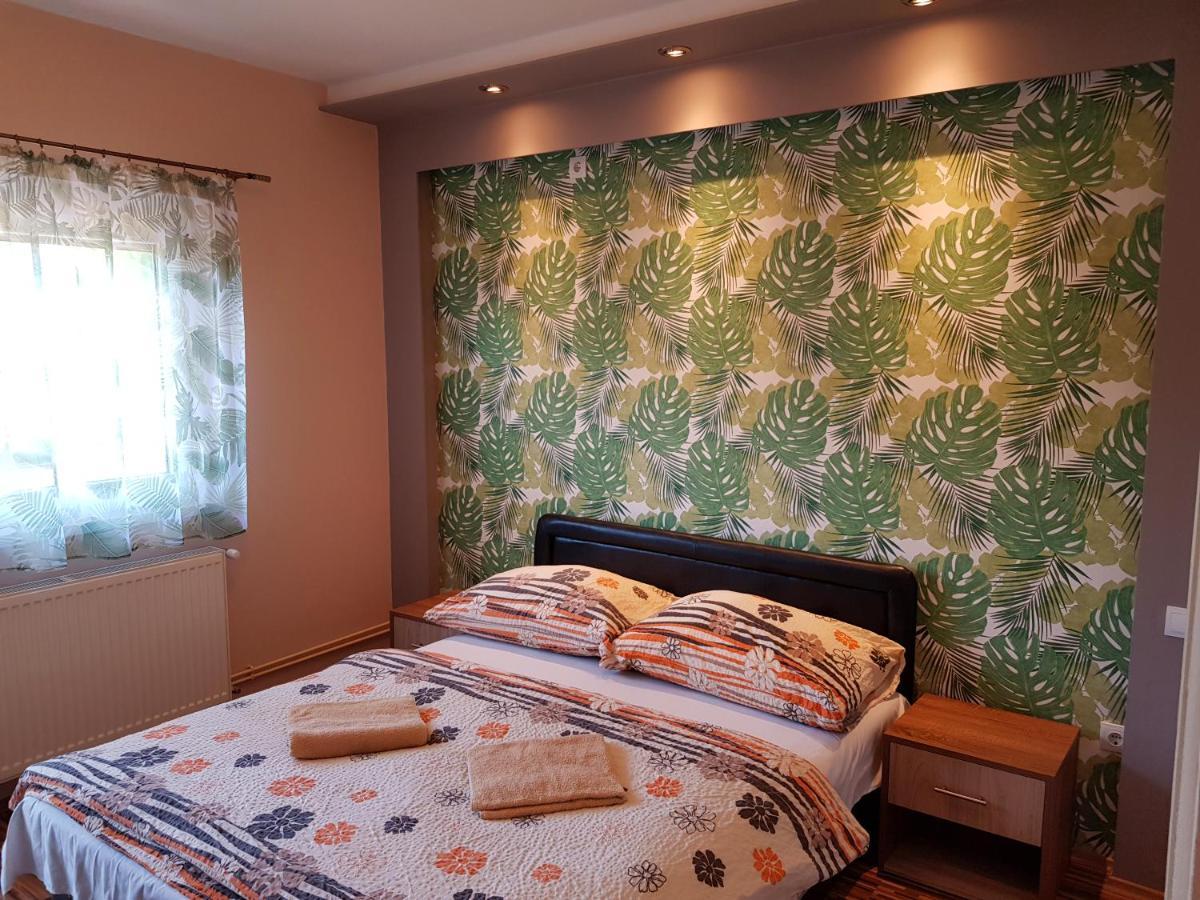 Napsugar Villa B Siofok Ngoại thất bức ảnh