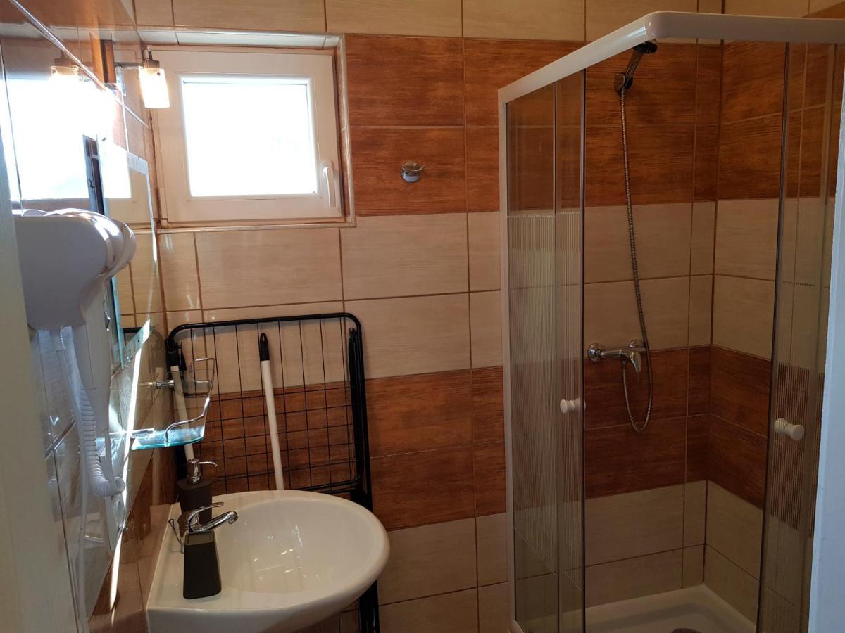 Napsugar Villa B Siofok Ngoại thất bức ảnh